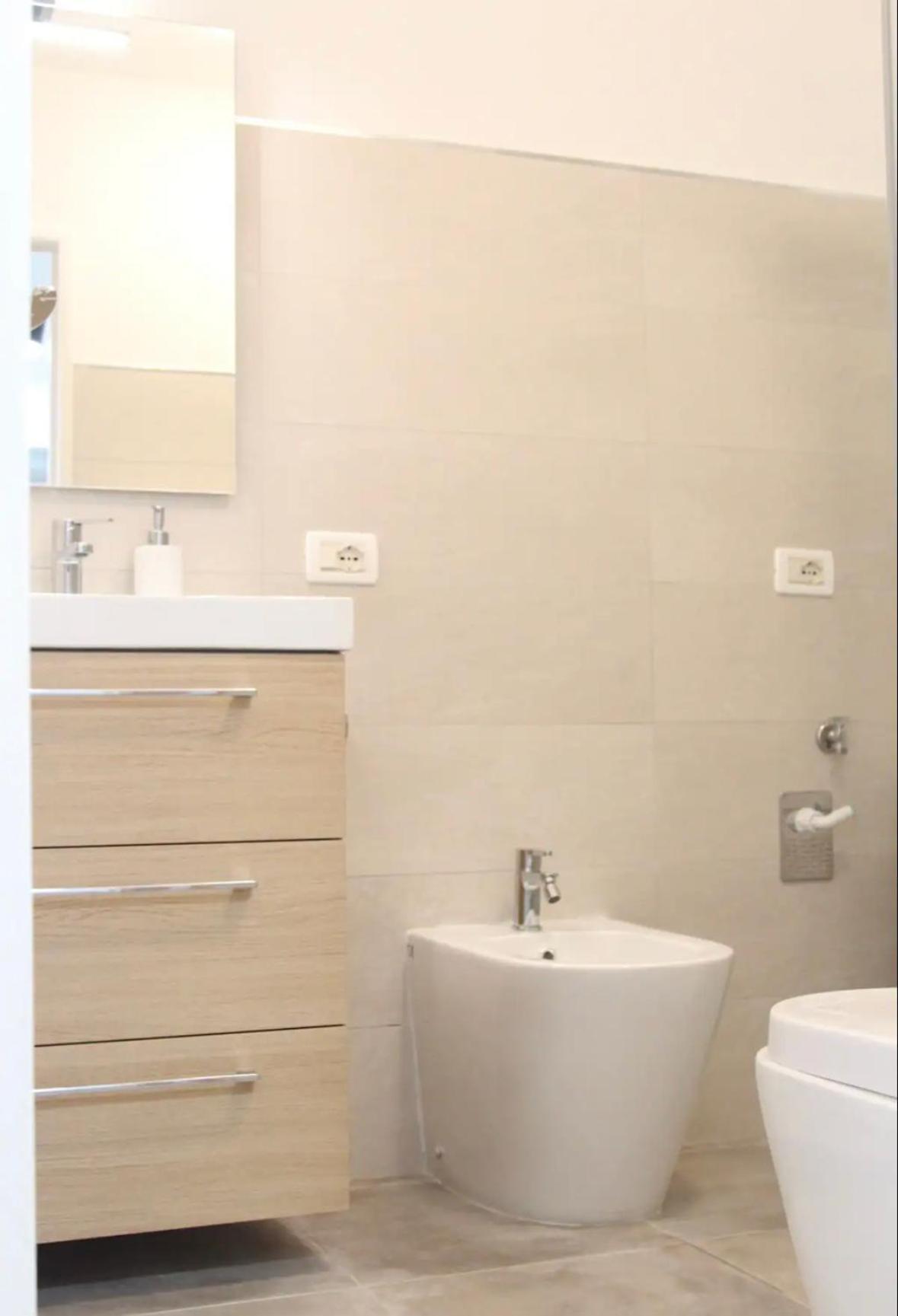 شقة Beach Studio Juan Les Pins أنتيب المظهر الخارجي الصورة